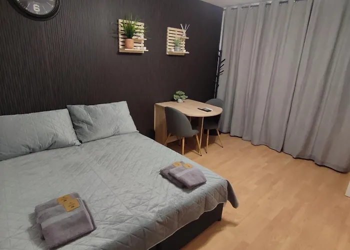 Ferienunterkunft Strandnaehe Mit Pools *