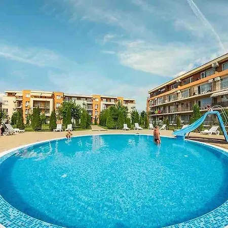 Ferienunterkunft Strandnaehe Mit Pools Апартаменти