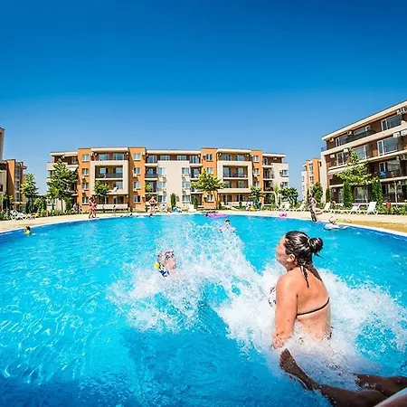 Apartamento Ferienunterkunft Strandnaehe Mit Pools Sunny Beach