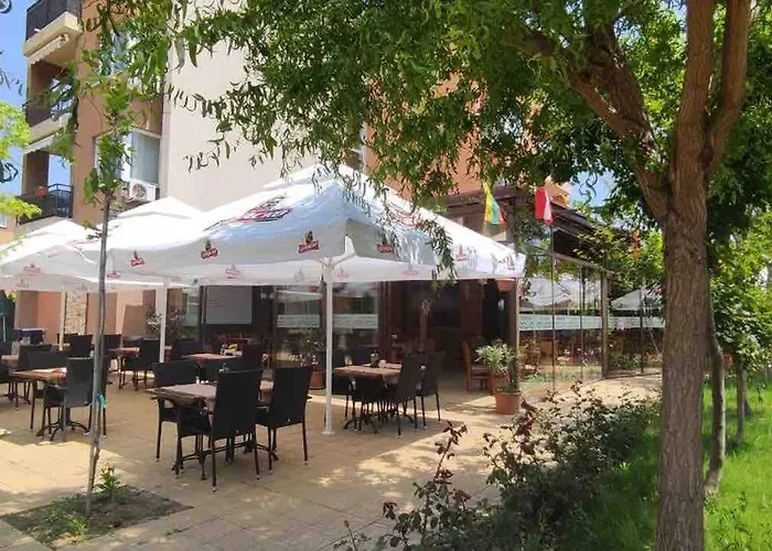 Ferienunterkunft Strandnähe Mit Pools * Slantschew brjag