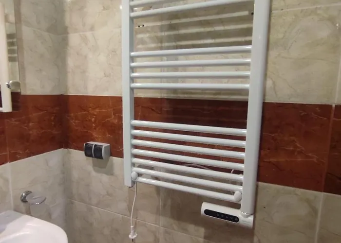 Ferienunterkunft Strandnaehe Mit Pools * Сонячний Берег